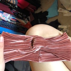NWOT Millennial Pink Velvet Head-wrap
